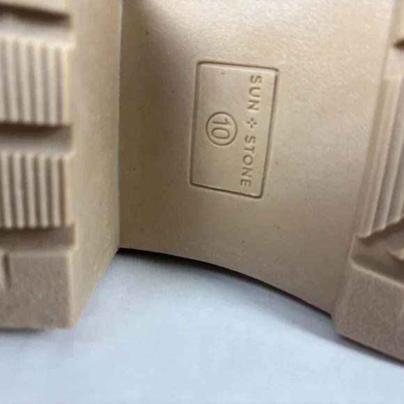 Sun Stone, Rutheep Faux Leather, Round Toe, Low Ankle Lug Bootie Women’s 10 - Picture 10 of 10